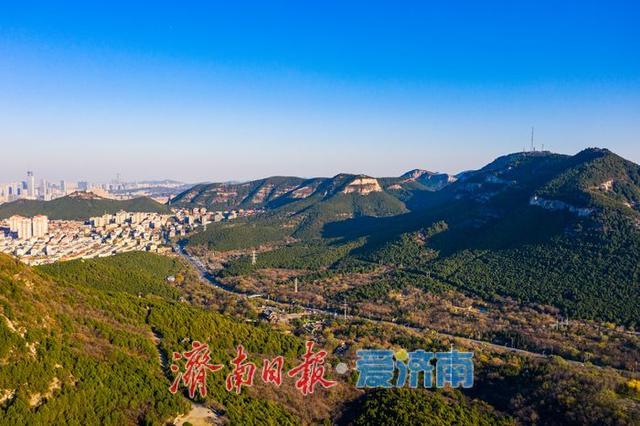 一年四季 泉在济南丨千佛山巅览泉城：初冬时节邂逅济南最美天际线