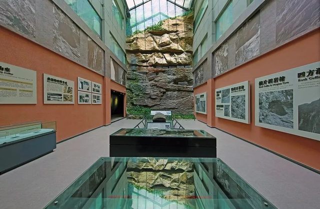 “渝超”巫溪观赛 耍事多