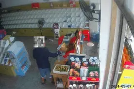 热闻|瘾这么大？男子接连盗窃同一商店8次，只偷槟榔！曾有人因吃它脸变成正方形图片