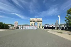 铸牢共同体 中华一家亲｜一生只做一件事 我为祖国守边防图片