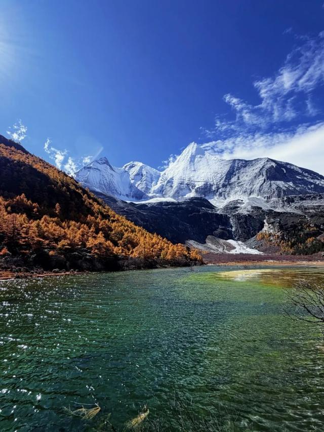 这里藏着的最美雪山，冬天超惊艳！