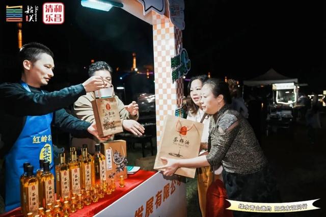 中法友好骑行活动带动乐昌夜经济 音乐与展销架起情感桥梁