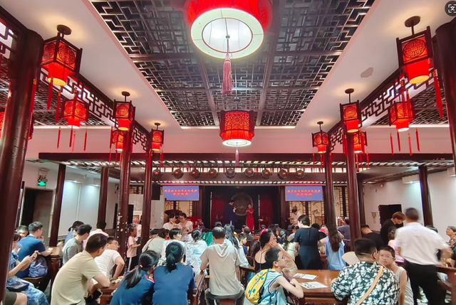 多彩文旅盛宴，点亮暑期夜经济