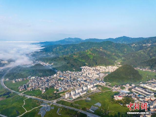 贵州从江：夏日田园景色美
