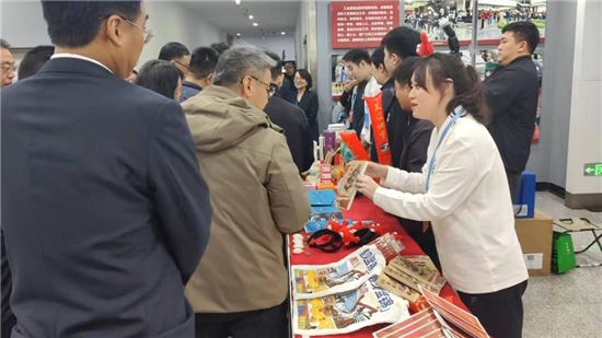 冰雪“燃”起来 消费热起来 辽宁今冬消费市场“高光”出圈