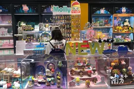 炒娃娃日赚3万！当潮玩变成理财产品，是一场什么样的金融游戏？图片