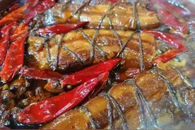 探寻舌尖上的乡愁，一碗甏肉干饭勾起儿时的味道 | 寻味中国图片