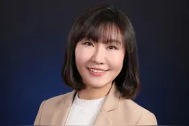 百度CIO李莹出任小度科技CEO 直接向李彦宏汇报工作图片