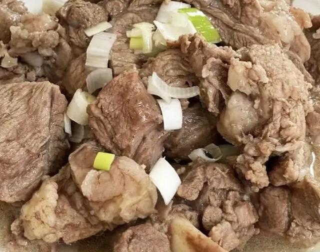 明晚来鄂尔多斯这里！免费尝“秋天的第一顿炖羊肉”！