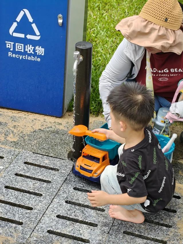 地铁直达，我们去这个乐园碰头！