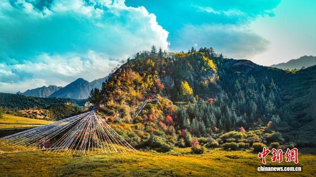 马蹄石窟群旅游区“一眼千年”：既是休憩胜地，也是历史窗口