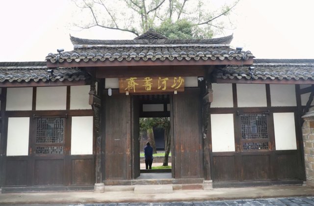三联生活周刊：何处不城厢，最忆是成都