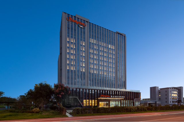 六合首家希尔顿欢朋酒店，即将开业！