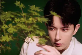 演员于朦胧被传坠楼，知情人士：等官方消息图片