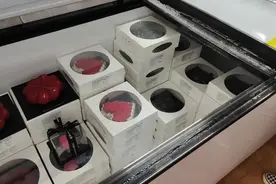 你买的网红蛋糕，生产日期可能是去年的图片