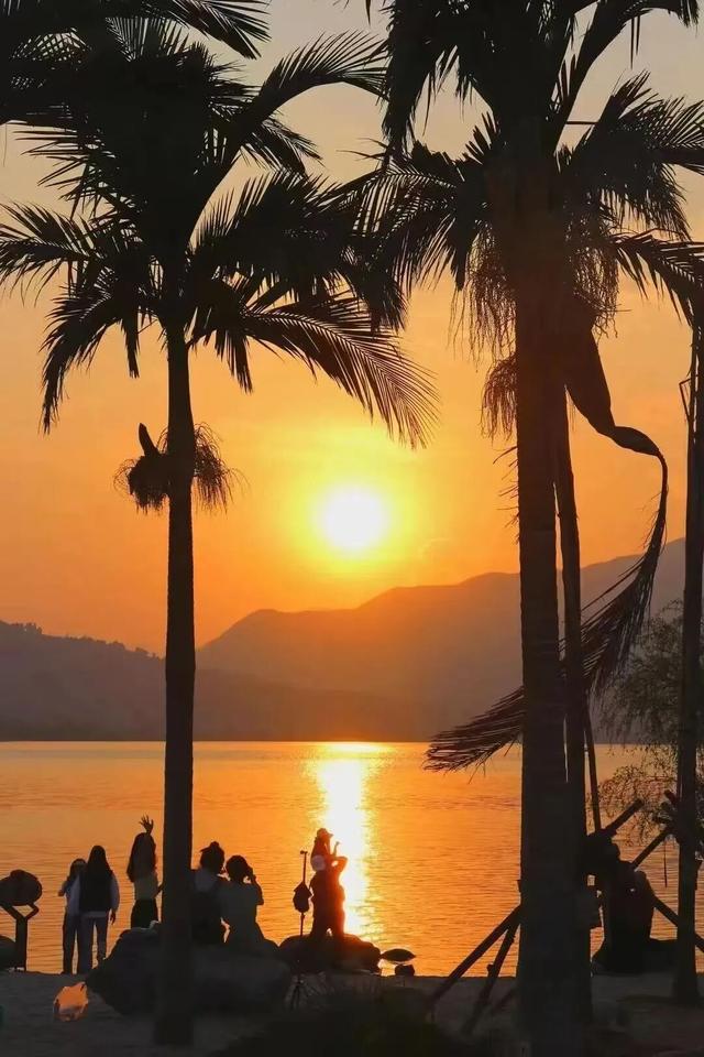 【跟着赛事游凉山】奔跑在画中 这张西昌“金标”名片藏着的湖光山色