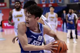 敢教冠军换新天！青岛男篮22日主场对阵辽宁男篮，三连胜后士气正盛图片