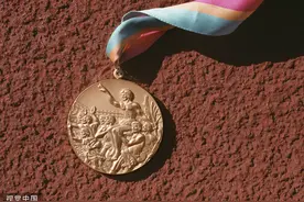奥运小知识丨奥运金牌是纯金的吗？一起来了解图片