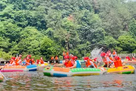 穿丛林、越河谷，木兰神牛溪峡谷漂流开漂图片