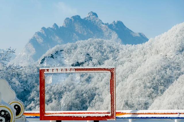 踏破风沙赴神都，白云山赠“终身旅游卡”！让天山来客常回“家”看看
