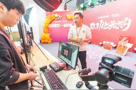投流优化师让产品更适销 让消费者更心仪 孝昌小伙瞄准“双11”图片