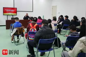 金陵推拿术走进雨花台区残疾儿童康复机构图片