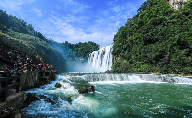 屯堡之旅：看地戏起舞 听铜鼓回响​