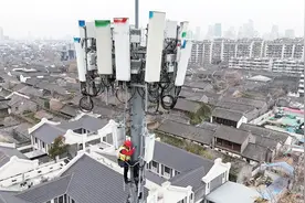 给铁塔上点色图片