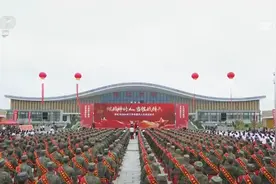 各地组织形式多样的欢送仪式 助力预定新兵走好军旅“第一步”图片