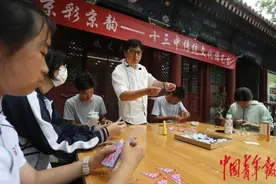 校园里的 “非遗”手工课图片