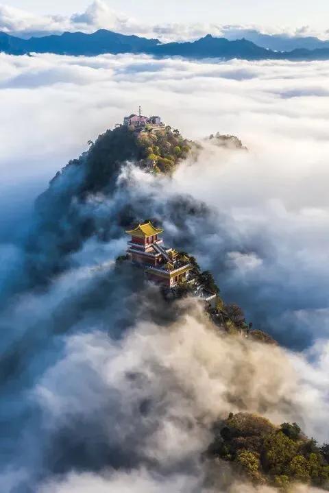 初冬的第一场旅行不如“进山游”→