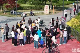 青岛市城阳区：“蔷薇花海·潮邻嘉年华”启幕，文体融合点燃初夏活力图片