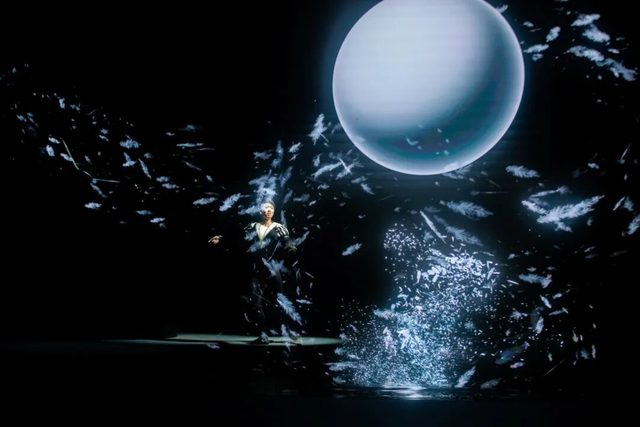 先睹为快！深圳巨型新地标启用，就在明天！