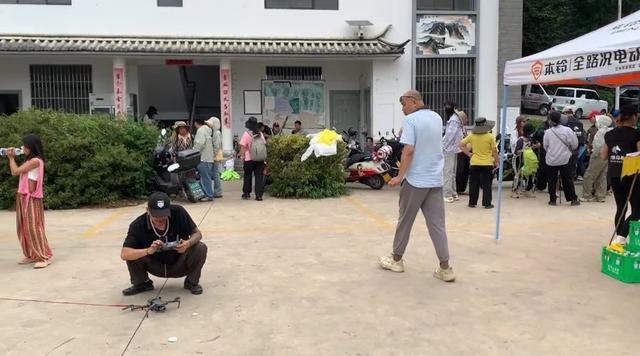 官方通报：走失8岁男童已遇难!涉事独立营被查，创办人也是自闭症孩子家长，知情人：他凭情怀做事