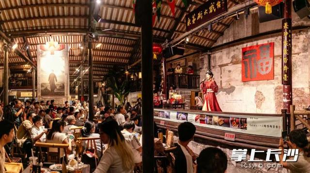 芙蓉区双节文旅势头足！白果园国金中心领跑，老街新景酿出地道长沙味