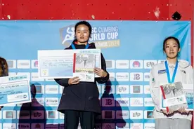 24岁中国女生拿下世界冠军图片