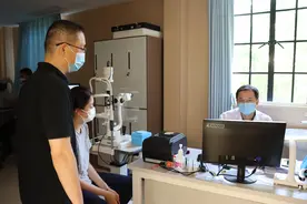高考后又迎“摘镜潮” 关于近视手术专家这样说……图片