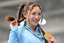 全国室内田径锦标赛：吴艳妮获女子60米栏冠军图片