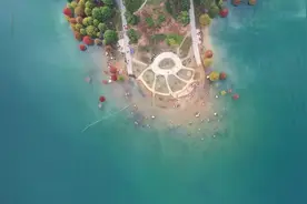 资兴东江湖：绚丽多彩的山水画卷图片