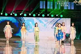 主持人柏栩栩、万蒂妮、安龙带娃走秀，这场大赛为何吸引上万人？图片