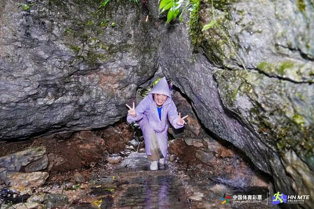 徒步大会与星空音乐会点亮湘西洛塔，八百行者“向野而行”