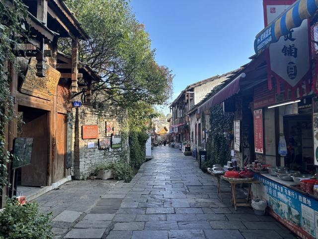 屯堡文化调研采风行｜到旧州古镇感受六百年屯堡烟火气