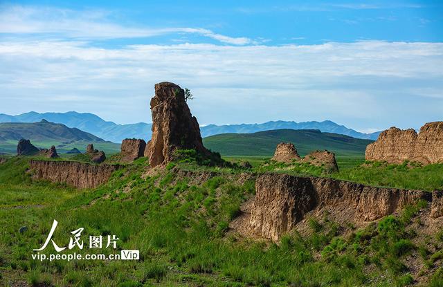 甘肃山丹：汉明长城景美如画