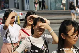 红斑狼疮多发于年轻女性 专家：长期在太阳光下的人群需谨慎图片