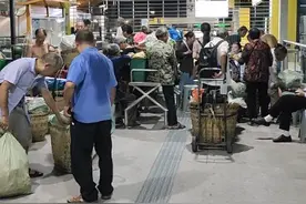 青春华章｜探访重庆“背篓专线”：城乡融合纽带，传递温暖力量图片