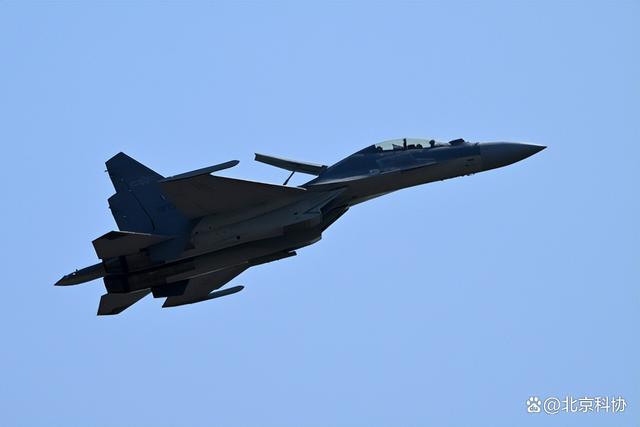龙、鹰、鲨、鹏……教你如何分辨“国之利器”→