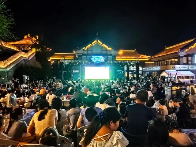 列车已到东台站！欢迎四海宾朋