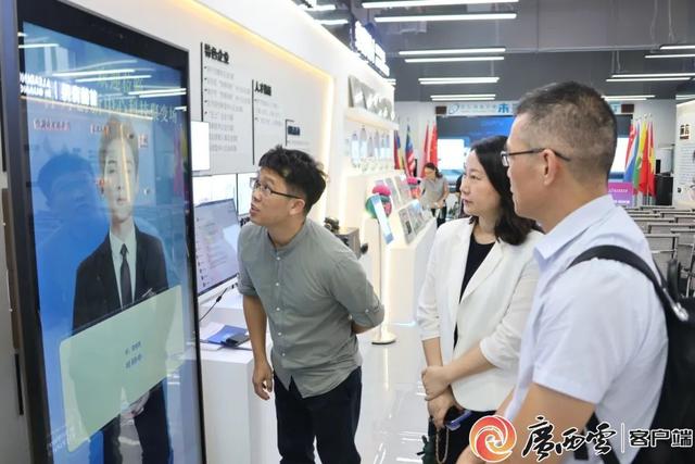 青秀区多款AI硬核新品首发东盟