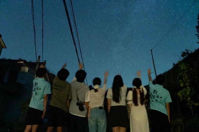 欠孩子的“银河补习班”，今晚就还上！