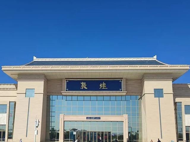 我的铁路风景｜万里云“途”开，海天入卷来！